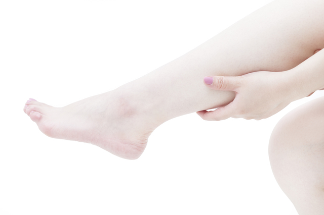 足首の痛み
